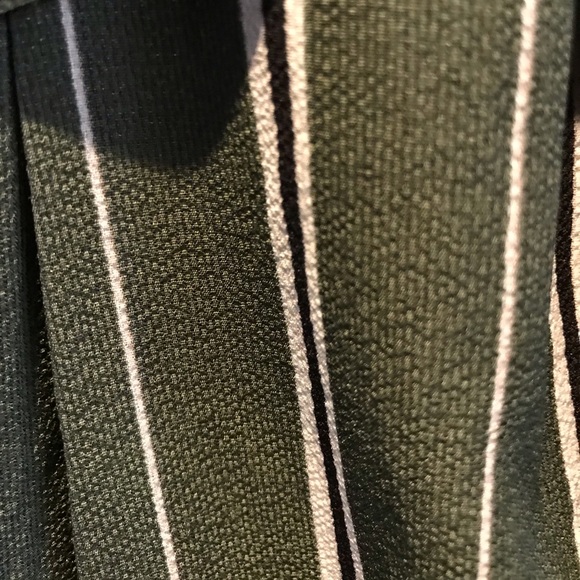 Closeout!▪️Chic Olive Striped Jumpsuit-70’s - Picture 4 of 5